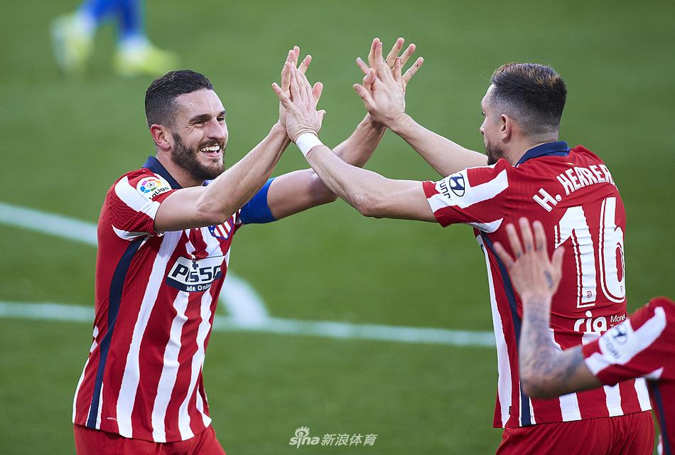 صفقات برشلونة الجديدة 2025تعرف على أحدث التعاقدات والتغييرات في الفريق الكتالوني